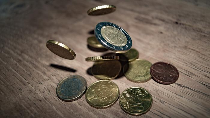 双重货币本位制下的国际冲击和“银贵钱贱危机” 金融人文